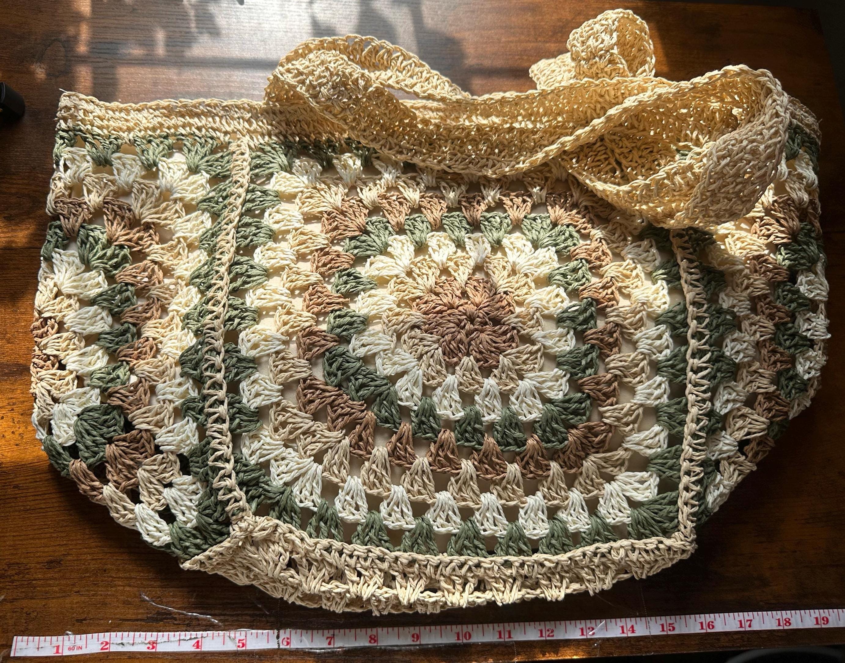 Boho Crochet Tote Bag | Woven Straw Purse With Zipper Closure & Wristlet Strap